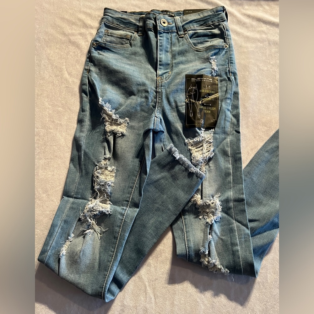 NEW Elite Jeans Savage Collection High Rise Ripped Ankle Jeans 3/26 Distressed
